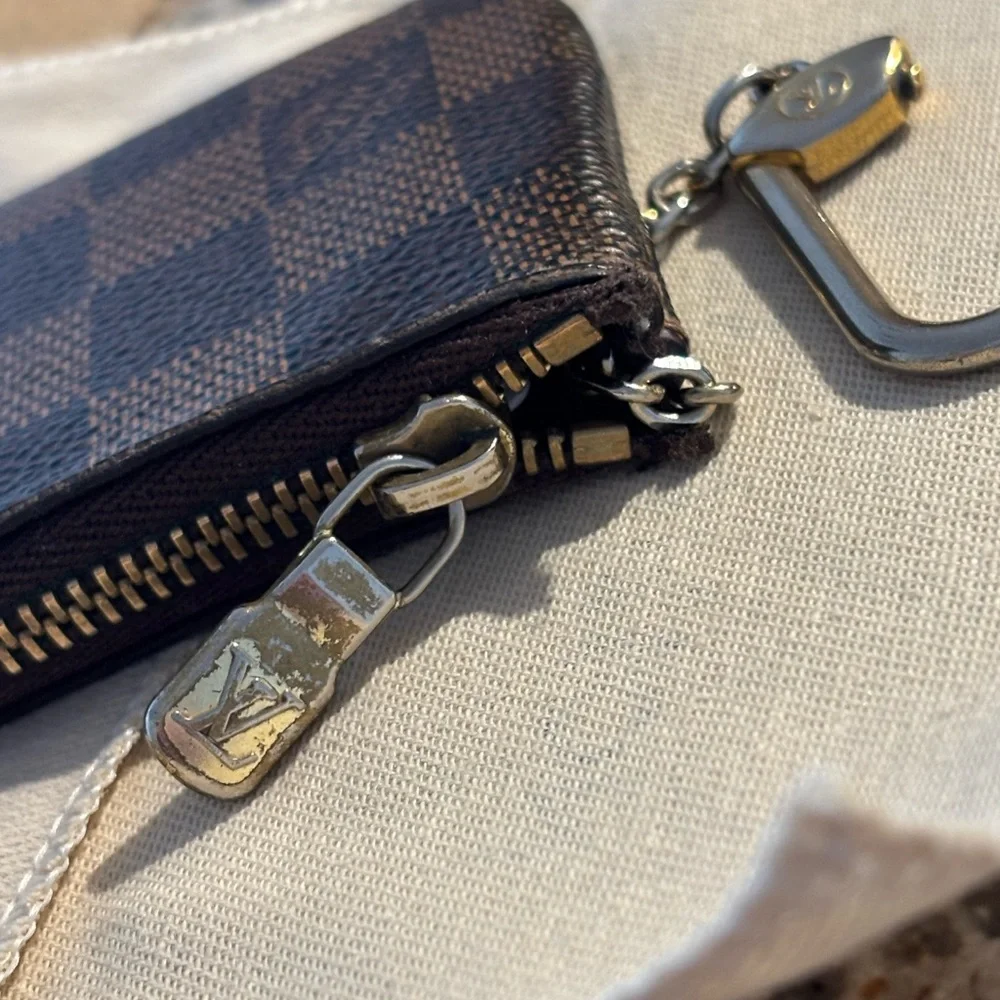 Louis Vuitton Damier Ebene Key Pouch with Gold Clasp - Picture 6 of 11